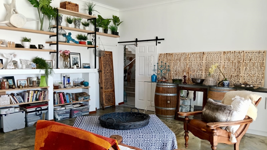 To Let 1 Bedroom Property for Rent in Vermont Western Cape